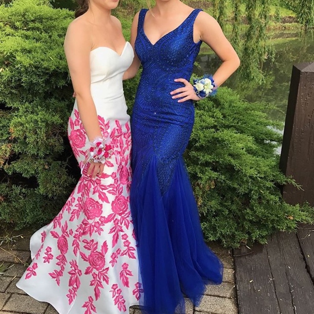 Prom dress